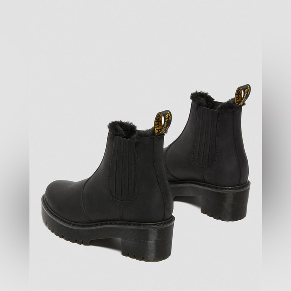 Dr. Martens Rometty faux fur lined black leather Chelsea boots - Picture 5 of 13